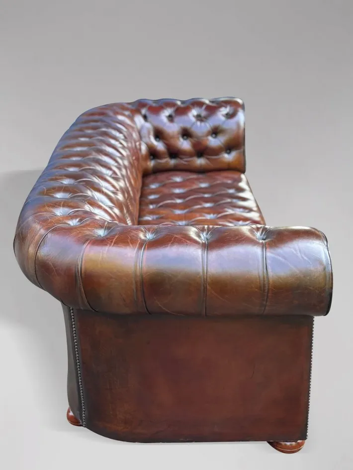 Pamono Antique Victorian Three-Seater Chesterfield Sofa in Leather, 1890 New