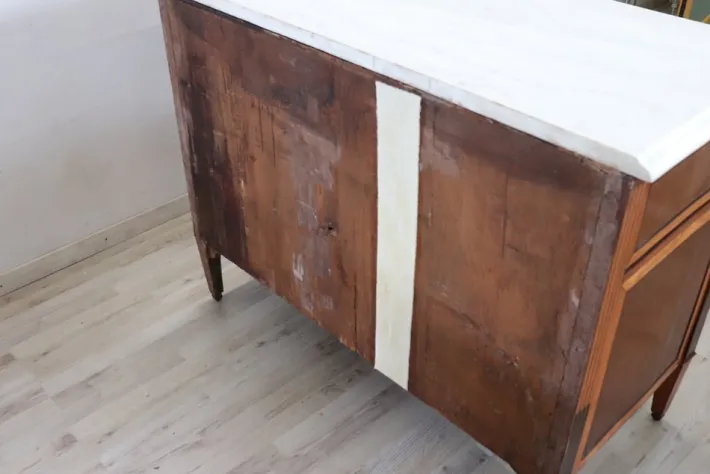 Pamono Antique Walnut Chest of Drawers with Marble Top, 1700s Outlet