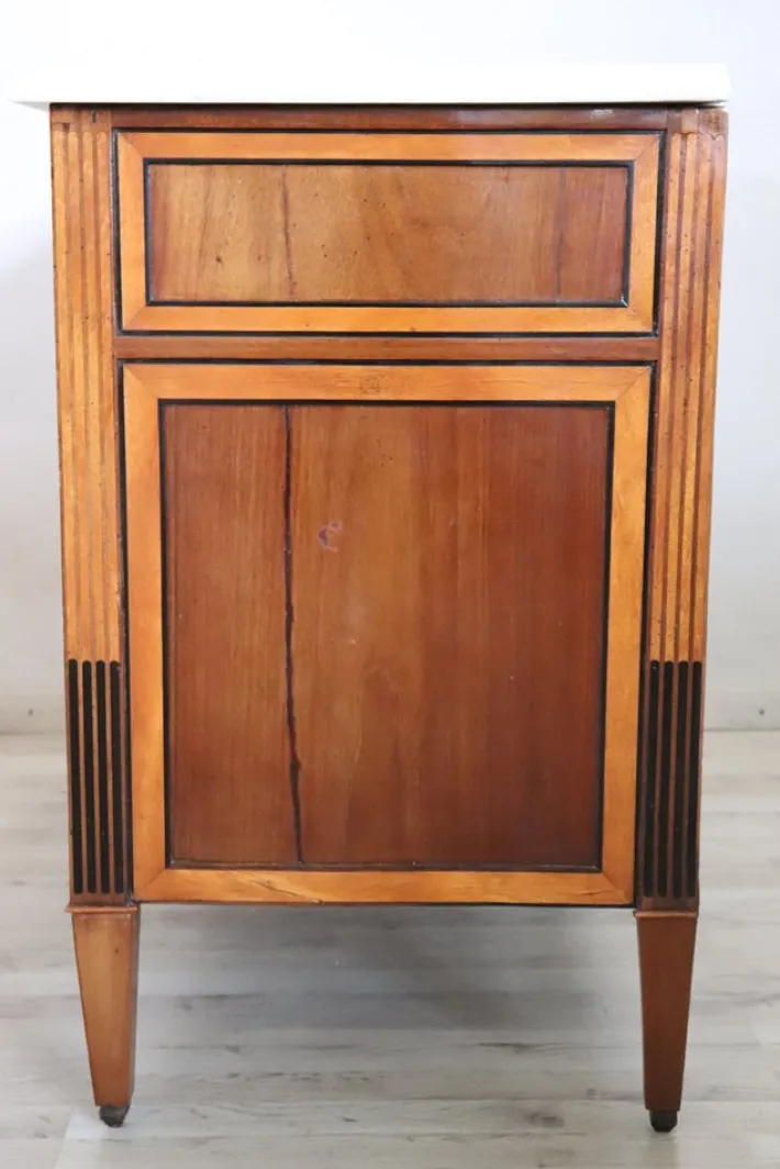 Pamono Antique Walnut Chest of Drawers with Marble Top, 1700s Outlet