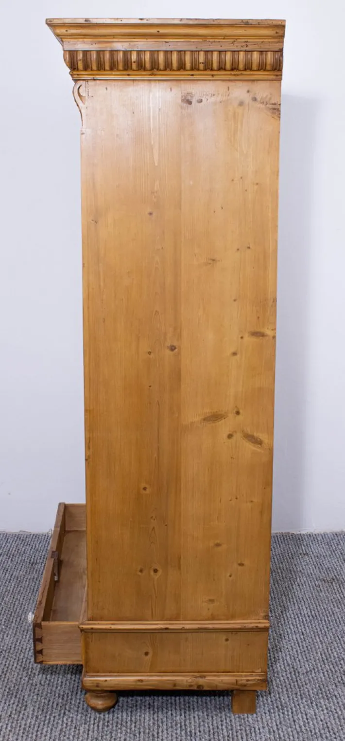 Pamono Antique Waxed Stripped Pine 2-Door Wardrobe, Late 19th Century Outlet