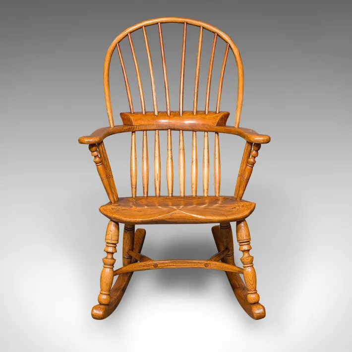 Pamono Antique Windsor Rocking Chair in Elm, 1900 Online