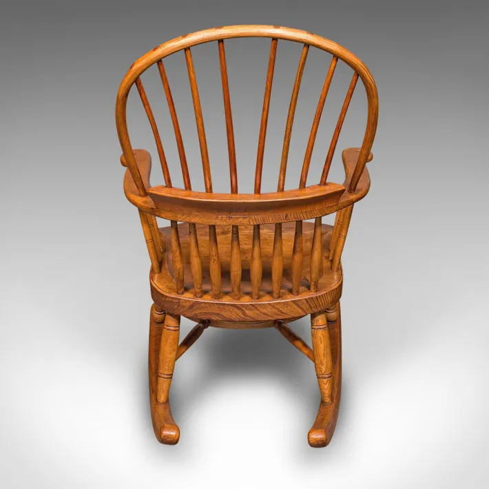 Pamono Antique Windsor Rocking Chair in Elm, 1900 Online