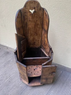 Pamono Antique Wooden High Chair, 1890s Clearance