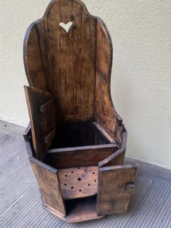 Pamono Antique Wooden High Chair, 1890s Clearance