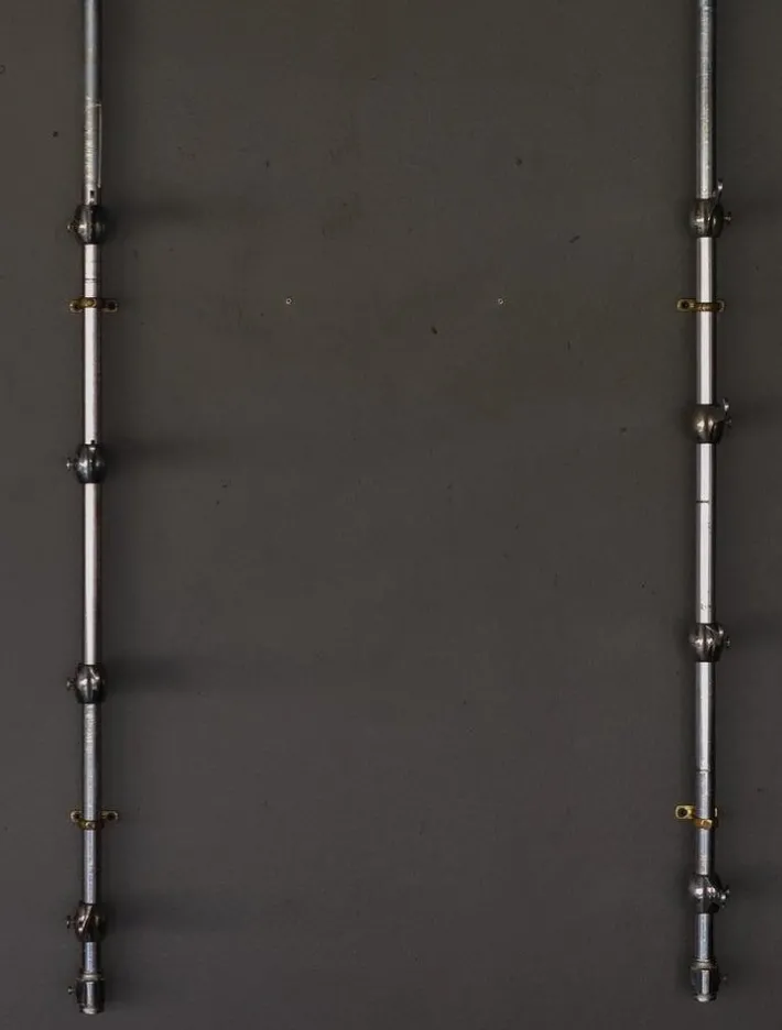 Pamono Art Deco Brackets for Glass Shelves, 1930, Set of 2 Online