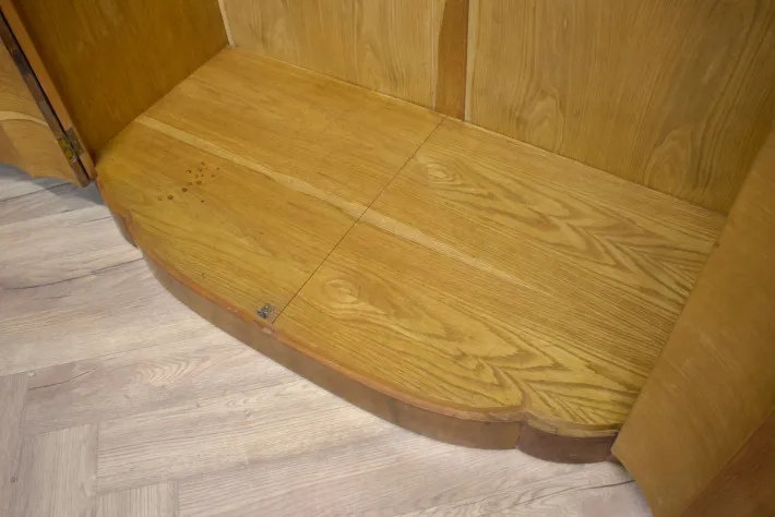 Pamono Art Deco British Burr Walnut Wardrobe, 1930s Discount