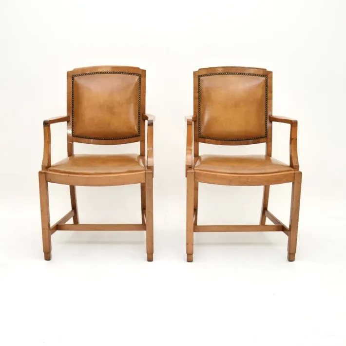 Pamono Art Deco Carver Armchairs in Walnut and Leather, 1930s, Set of 2 Best