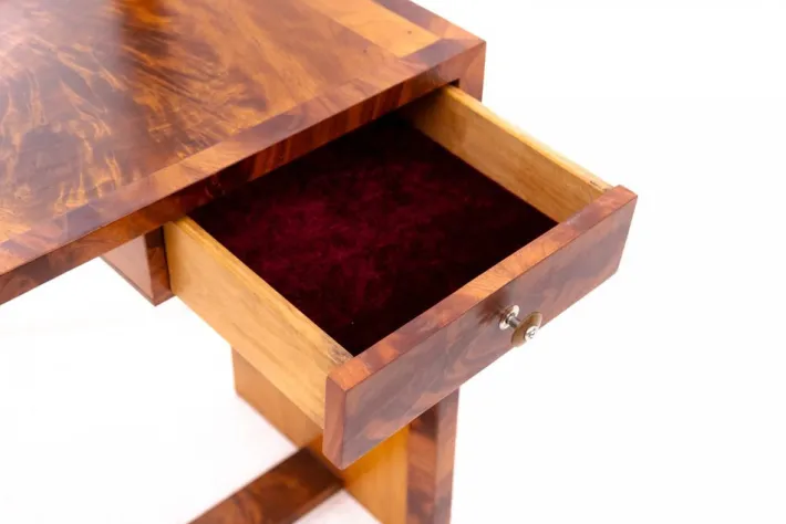 Pamono Art Deco Dressing Table with Chair, Poland, 1950s, Set of 2 Discount