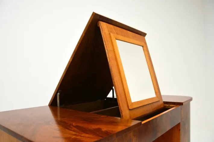 Pamono Art Deco Figured Walnut Dressing Table, 1930 Clearance