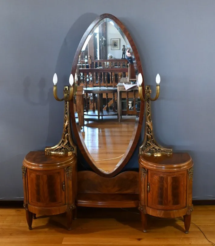Pamono Art Deco Mahogany and Thuya Dressing Table, 1920 Hot