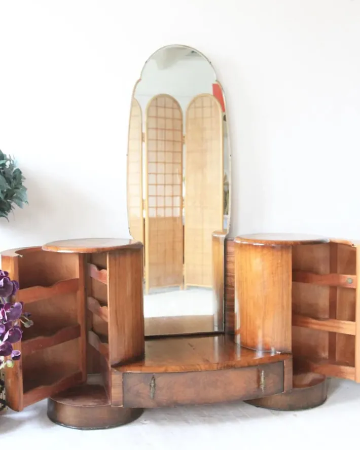 Pamono Art Deco Mirrored Bedroom Vanity Dressing Table by Shrager Brothers Masterpiece Furniture, London Clearance