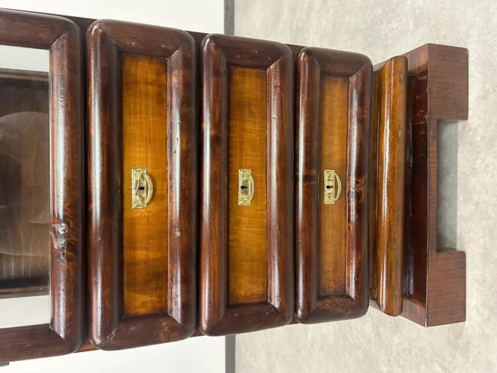 Pamono Art Deco Vitrines, 1930s, Set of 2 Online