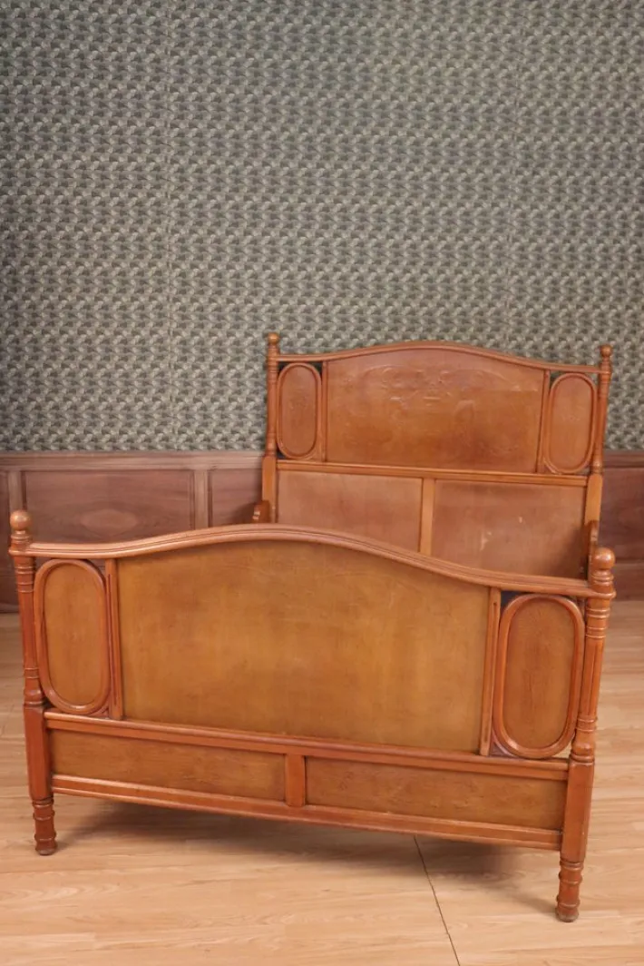 Pamono Art Nouveau Bentwood Bed by Jacob & Josef Kohn for Thonet, 1904