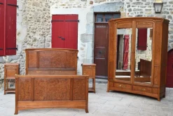 Pamono Art Nouveau Carved Bedroom Set attributed to Louis Majorelle, Set of 4 Sale