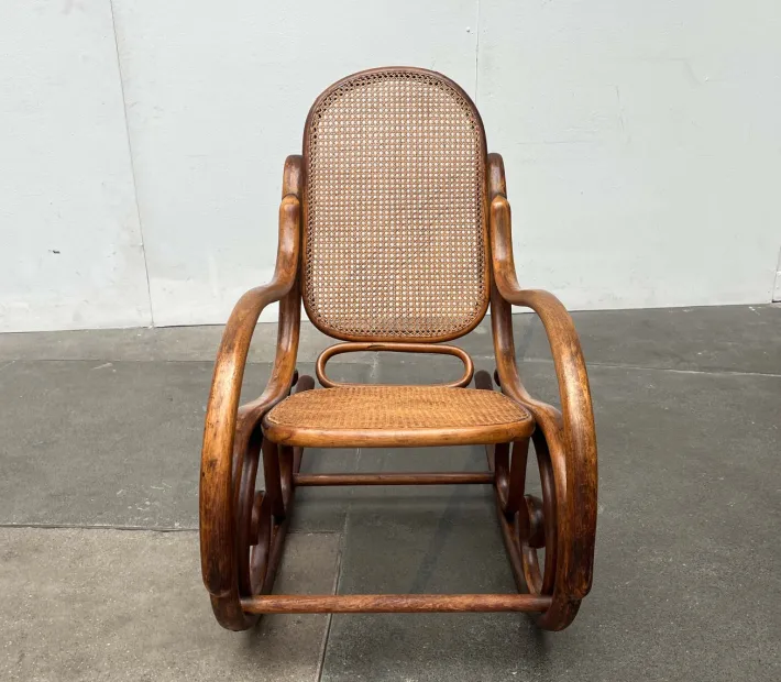 Pamono Art Nouveau Jugendstil Bentwood Rocking Chair by Fischel, Austria, 1910s Outlet