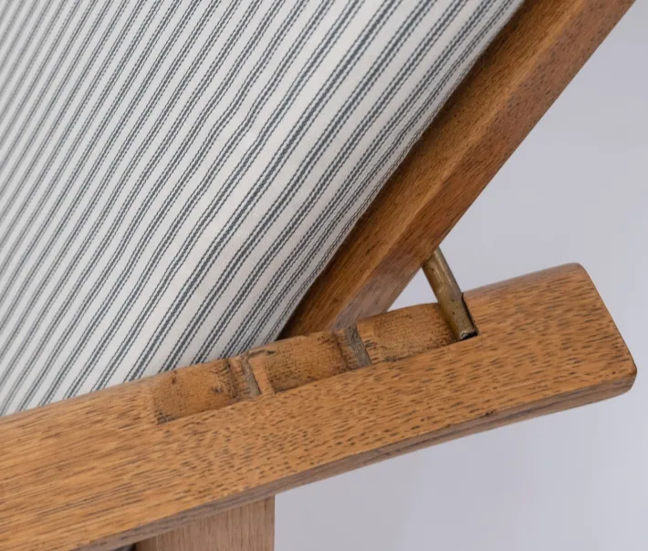 Pamono Arts & Crafts Reclining Chair in Oak by Ambrose Heal for Heals, 1890s Hot