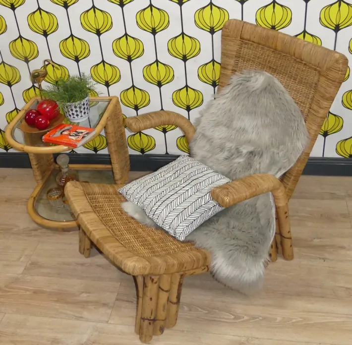 Pamono Bamboo and Rattan Lounge Chair from Arco, 1960s Online