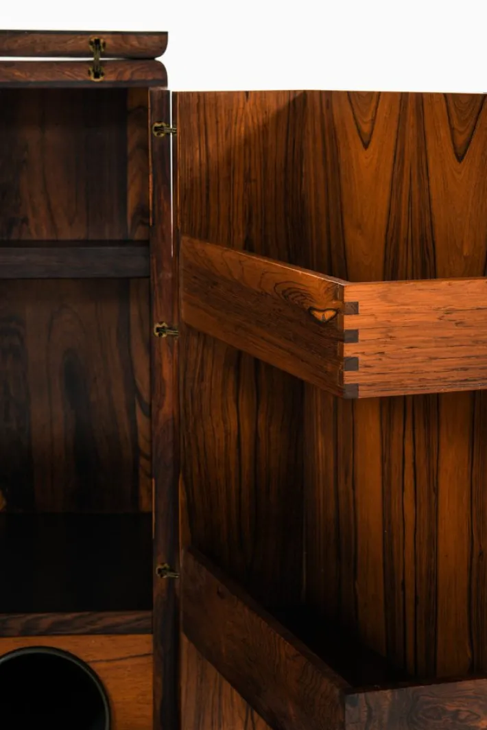 Pamono Bar Cabinet in Rosewood, Formica and Steel on Wheels attributed to Illum Wikkelsø, 1960s Discount