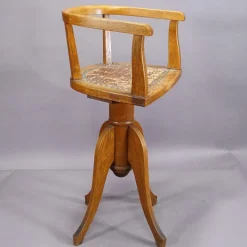 Pamono Barber Chair for Children, Germany, 1920s Online