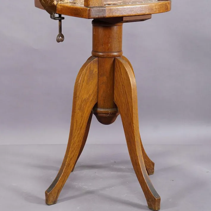 Pamono Barber Chair for Children, Germany, 1920s Online