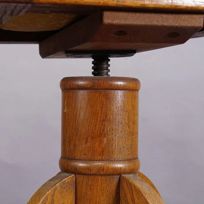 Pamono Barber Chair for Children, Germany, 1920s Online
