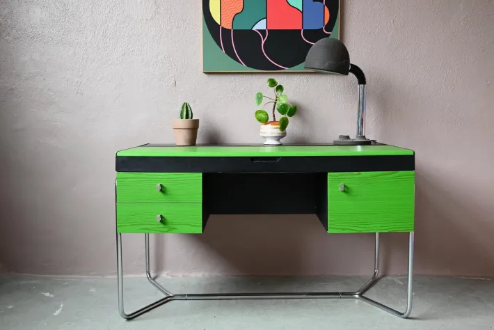 Pamono Bauhaus Desk in Green and Black Wood and Chrome Metal, 1980s Discount