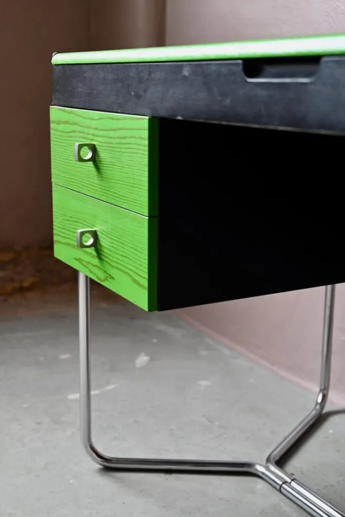 Pamono Bauhaus Desk in Green and Black Wood and Chrome Metal, 1980s Discount