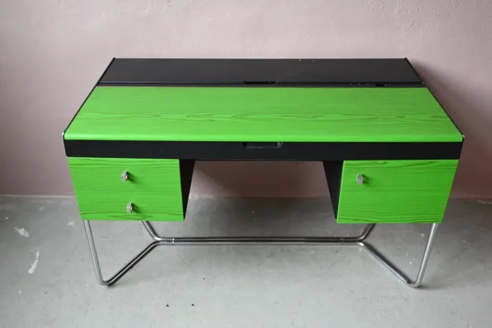 Pamono Bauhaus Desk in Green and Black Wood and Chrome Metal, 1980s Discount