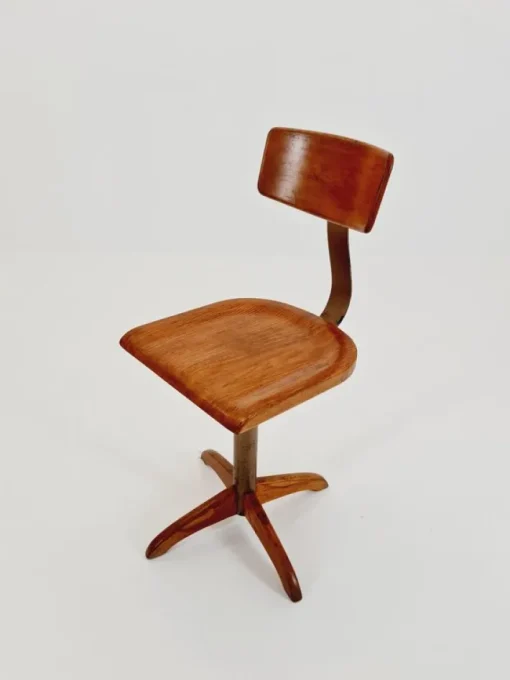 Pamono Bauhaus Modell 325 Swivel Office Chair in Wood by Ama Elastik, 1930s Sale