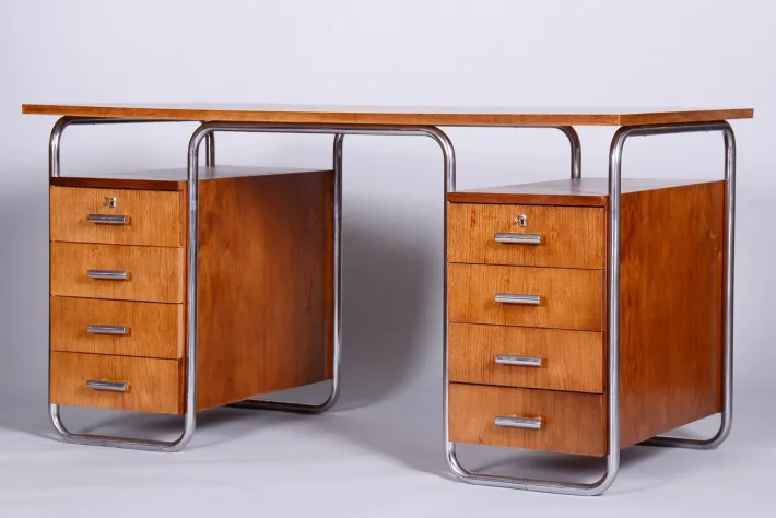 Pamono Bauhaus Writing Desk in Beech by Robert Slezak, 1930s Hot