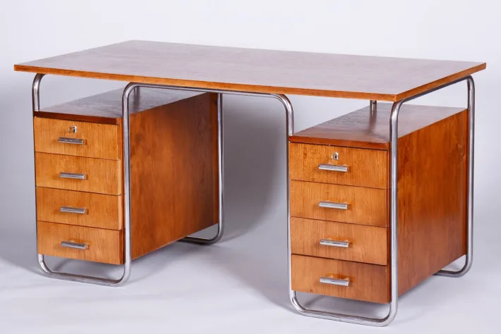 Pamono Bauhaus Writing Desk in Beech by Robert Slezak, 1930s Hot
