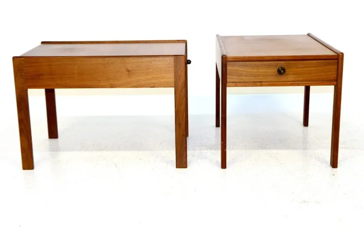 Pamono Bedside Tables in Walnut, Sweden, 1960s, Set of 2