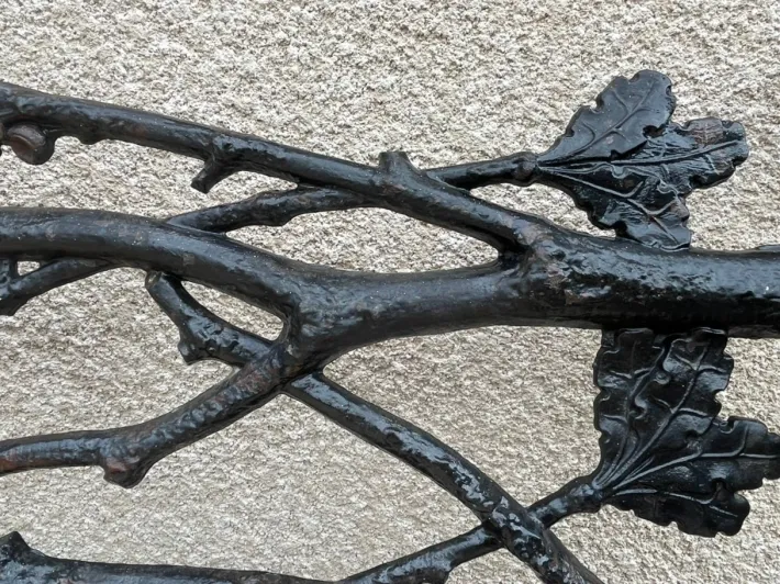 Pamono Bench in Cast Iron with Decor of Branches and Snakes, 1900