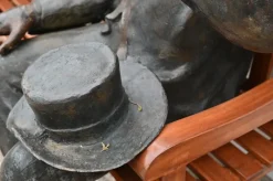 Pamono Bench with Winston Churchill Bronze Statue Discount