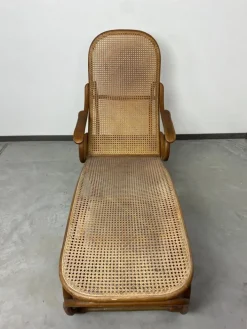 Pamono Bentwood No. 2 Daybed attributed to Thonet, 1880 Clearance