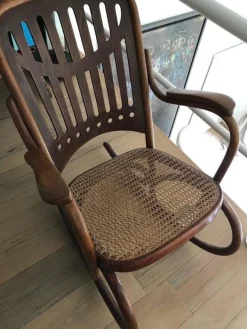 Pamono Bentwood Rocking Chair Nr 71 from Thonet, 1910s