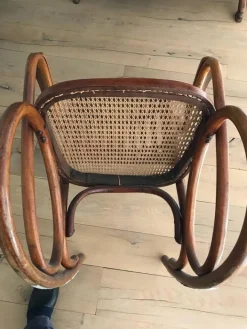 Pamono Bentwood Rocking Chair Nr 71 from Thonet, 1910s