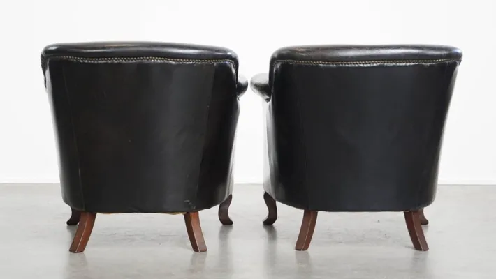 Pamono Black Grained Cowhide Armchairs, Set of 2 Best