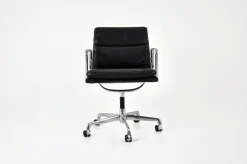 Pamono Black Leather Soft Pad Office Chair by Charles & Ray Eames for ICF, 1970s Clearance