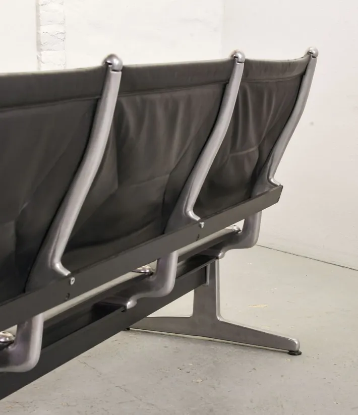 Pamono Black Leather Tandem Sling 3-Seater Airport Bench by Charles & Ray Eames for Herman Miller, 1962 Best