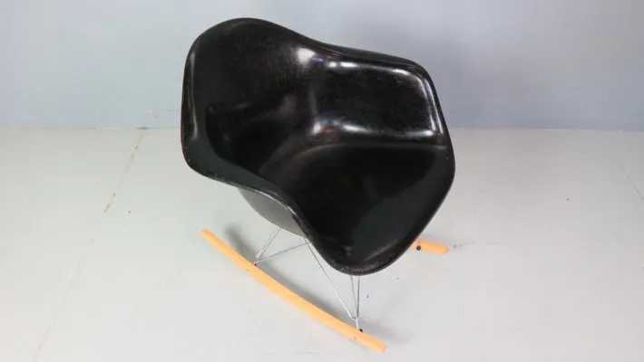 Pamono Black RAR Rocking Chair by Charles & Ray Eames for Herman Miller, 1977 New
