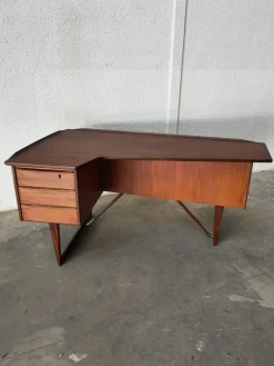 Pamono Boomerang Desk by Peter Lovig Discount