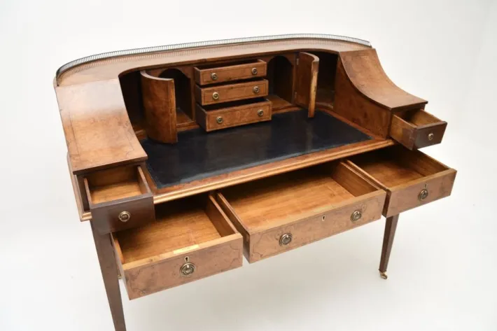 Pamono Carlton House Desk in Burr Walnut, 1890s Discount