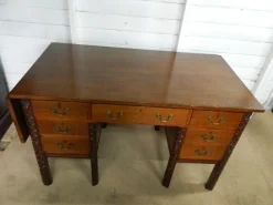 Pamono Carved Oak Pedestal Desk Discount