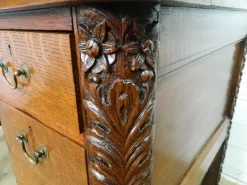 Pamono Carved Oak Pedestal Desk Discount