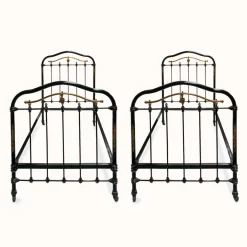 Pamono Cast Iron Single Beds in Black and Gold, 1890s, Set of 2 Hot