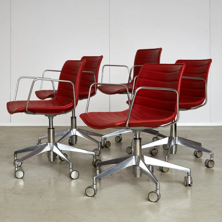 Pamono Catifa 53 Chair in Red Discount