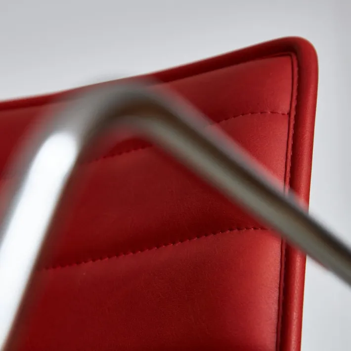 Pamono Catifa 53 Chair in Red Discount