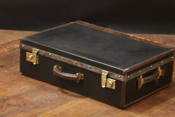Pamono Ceramic Picnic Trunk, 1890s, Set of 39 Discount