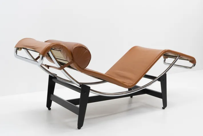 Pamono Chaise Longue 2072 / B306 (LC4) by Wohnbedarf, 1950s Discount